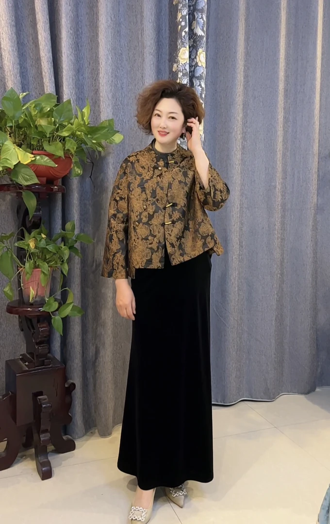 2025年新款短外套036