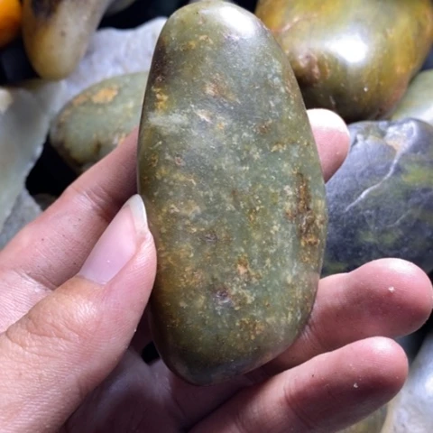 未镶嵌和田玉（糖玉）挂件