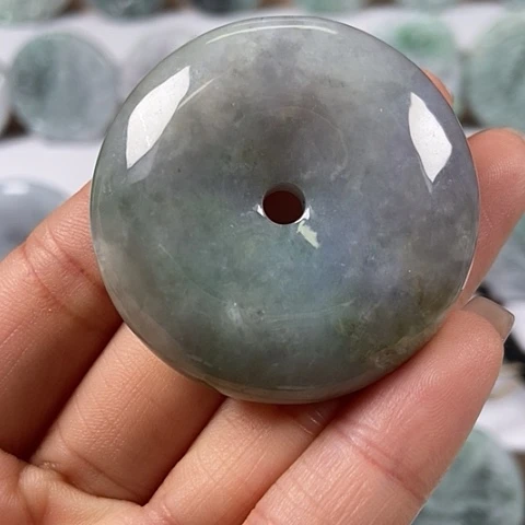 翡翠颈饰未镶嵌平安扣福利