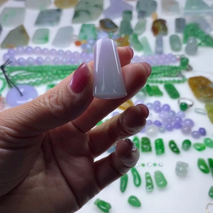 翡翠未镶嵌挂件天然翡翠