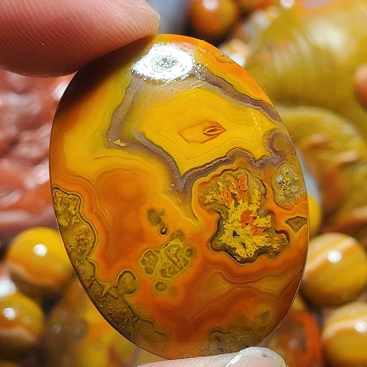 玛瑙/玉髓玛瑙未镶嵌三**圣