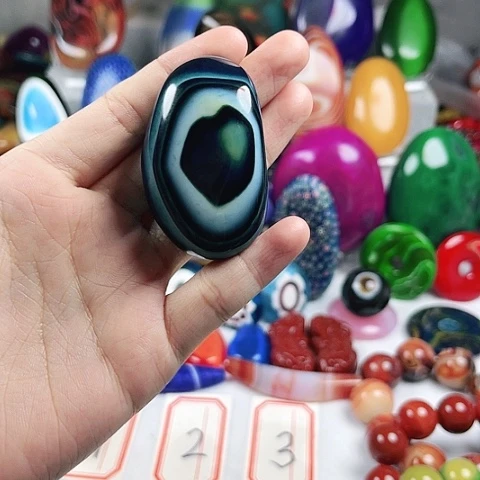 玛瑙/玉髓未镶嵌珠宝半成品