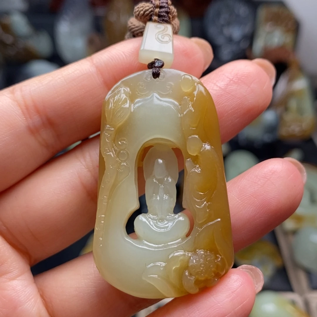 和田玉未镶嵌挂件