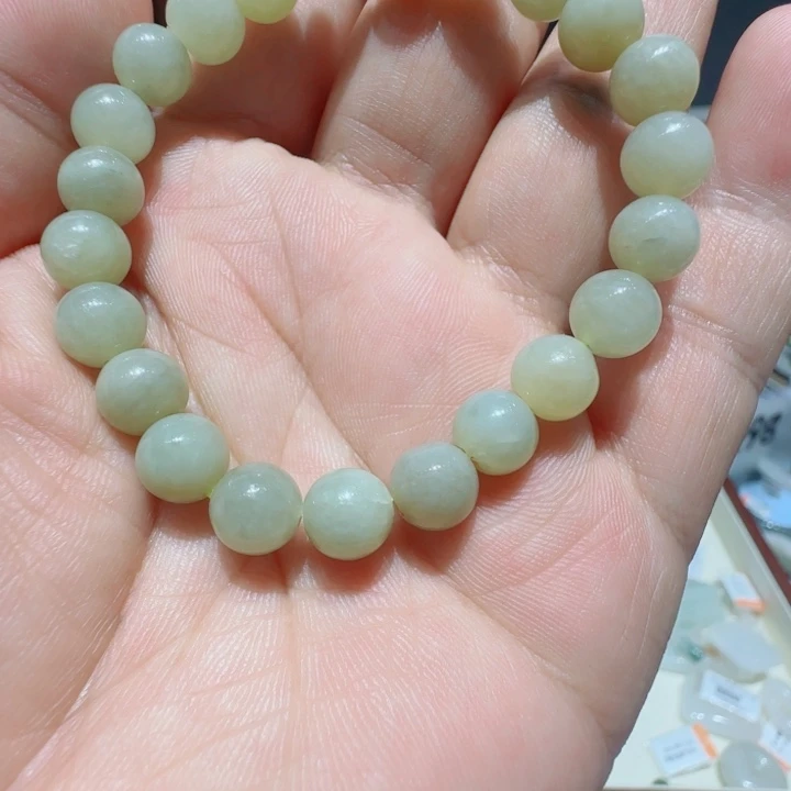 *****未镶嵌手链和田玉