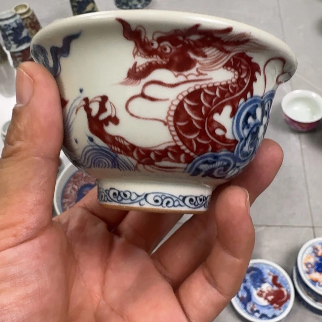 杯青花釉里红如意穿花龙大压手