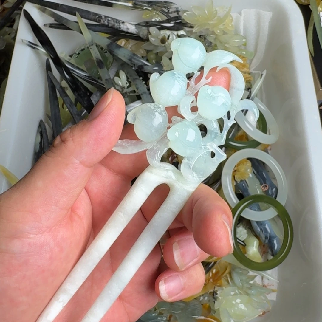 蛇纹石玉未镶嵌发饰