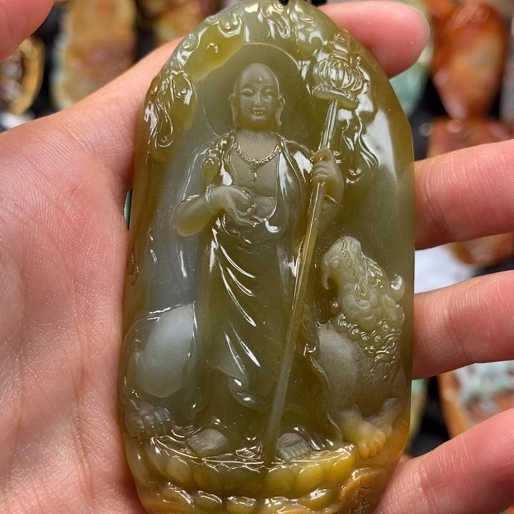 山***尊未镶嵌挂件翡翠缅甸天然翡翠A货