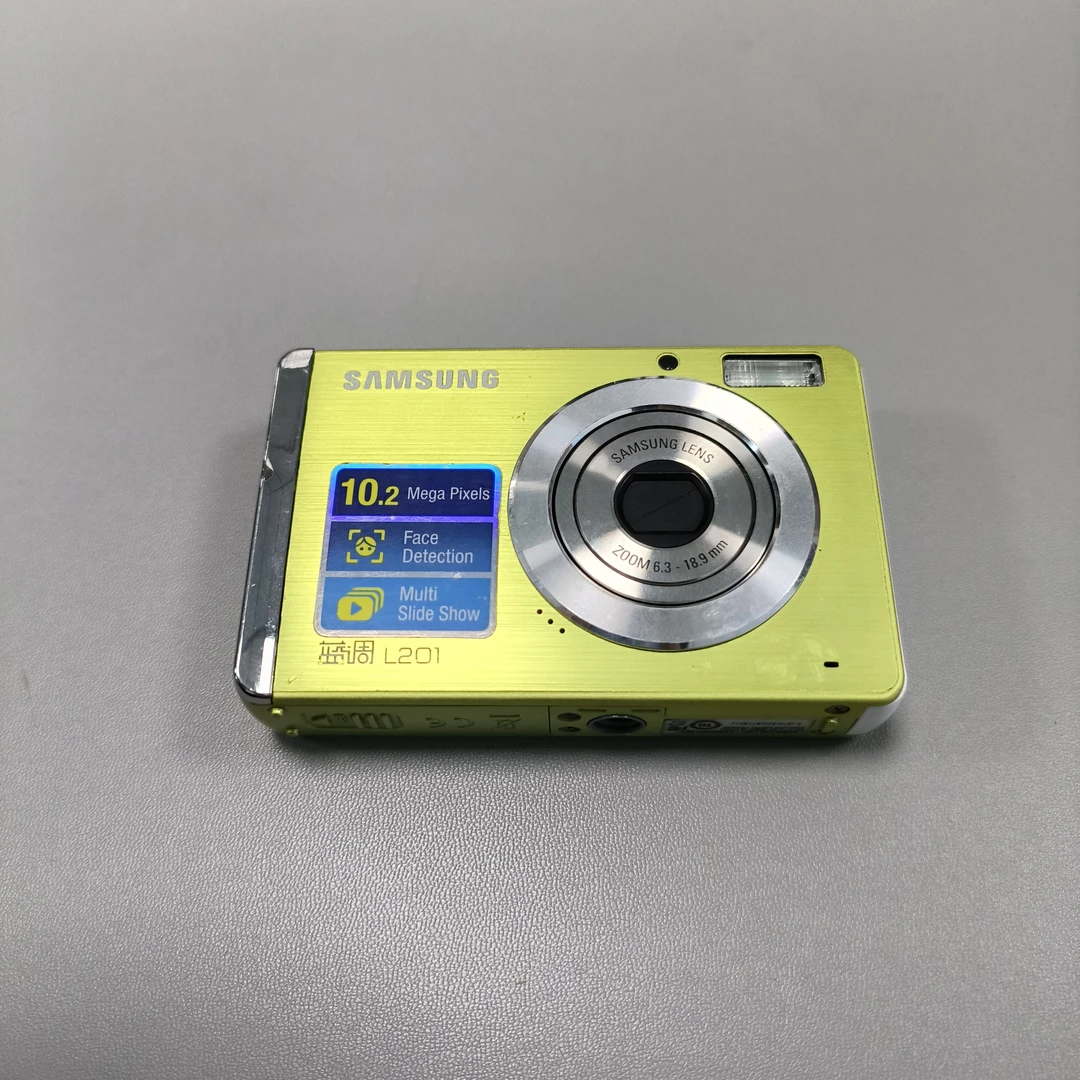 95新 Samsung/三星 L201 牛油果绿 人像磨皮感