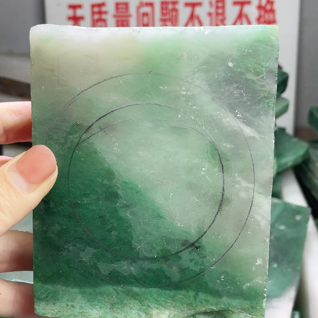 明***敏定制石英质玉（非洲翠）