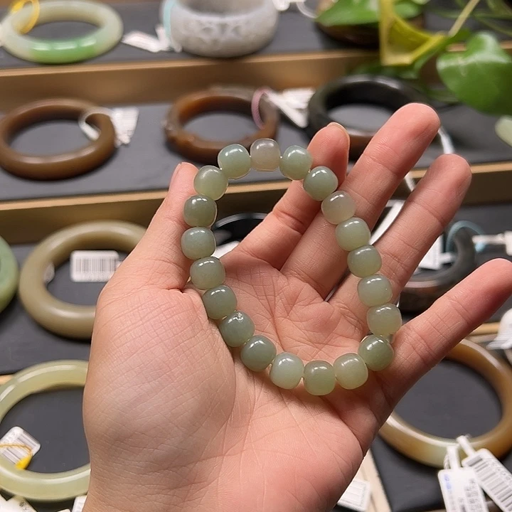 和田玉（糖玉）未镶嵌手链