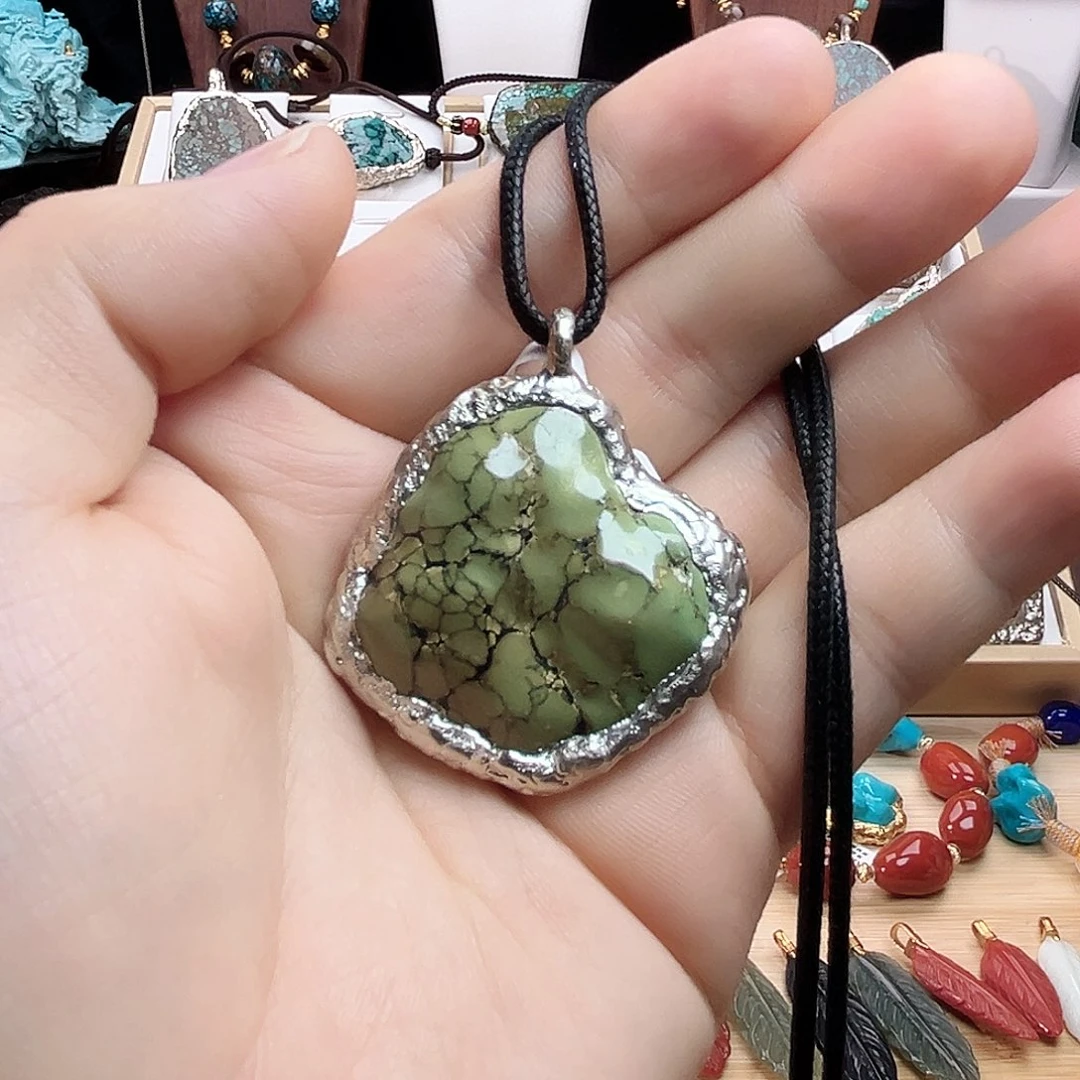 绿松石银S925镶嵌颈饰