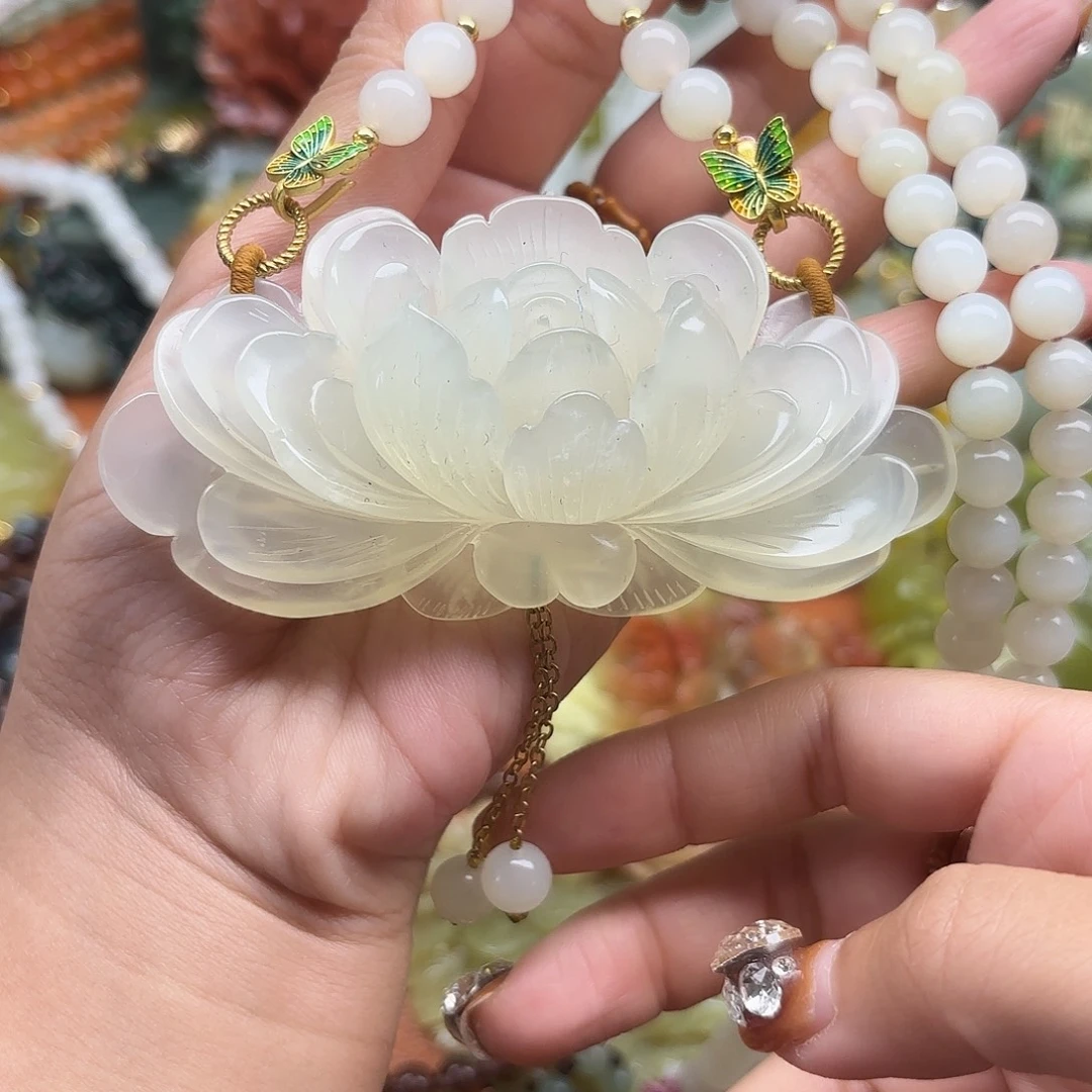 蛇纹石玉未镶嵌吊坠
