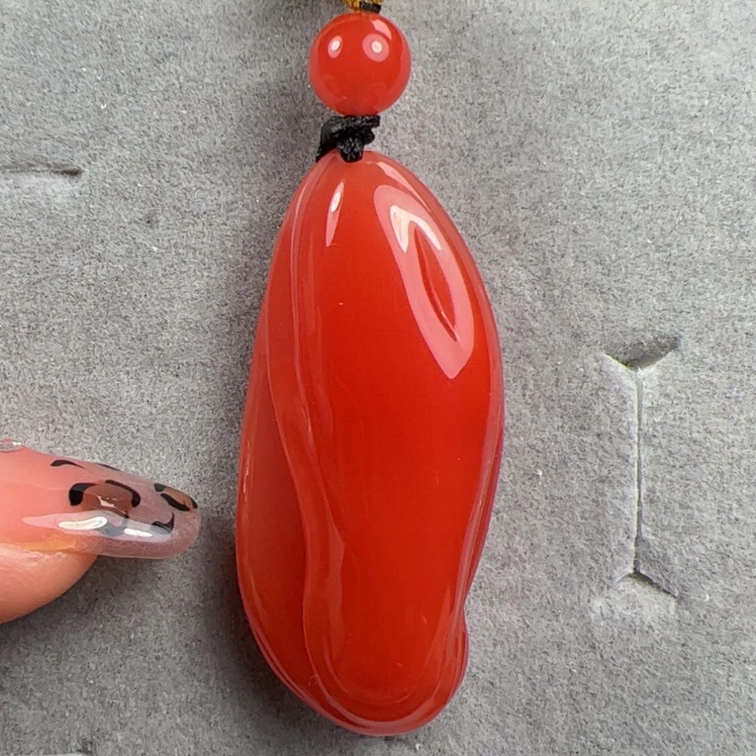 未镶嵌吊坠南红玛瑙