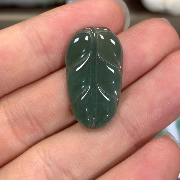翡翠裸石翡翠首饰