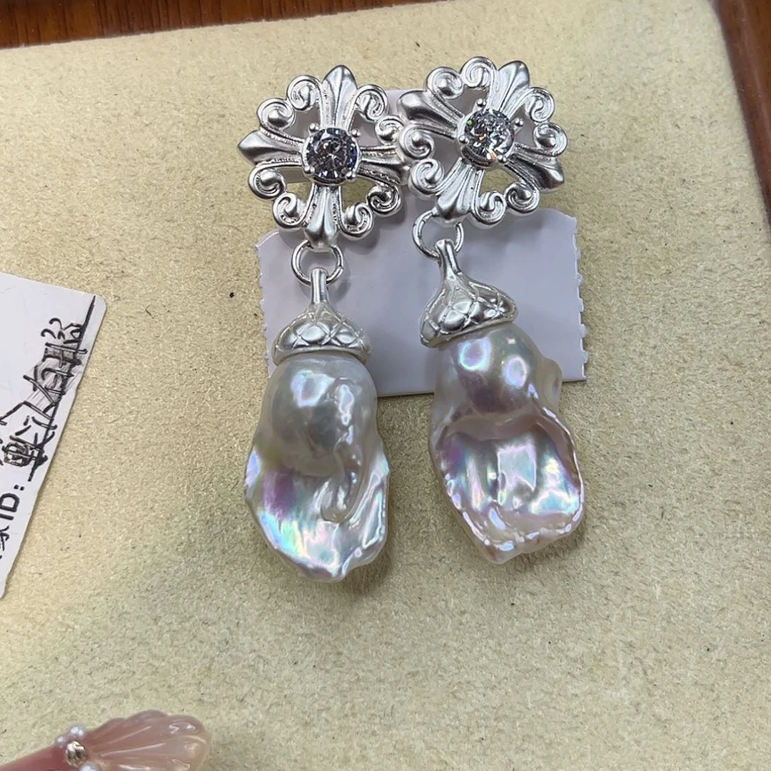 合金耳饰淡水珍珠