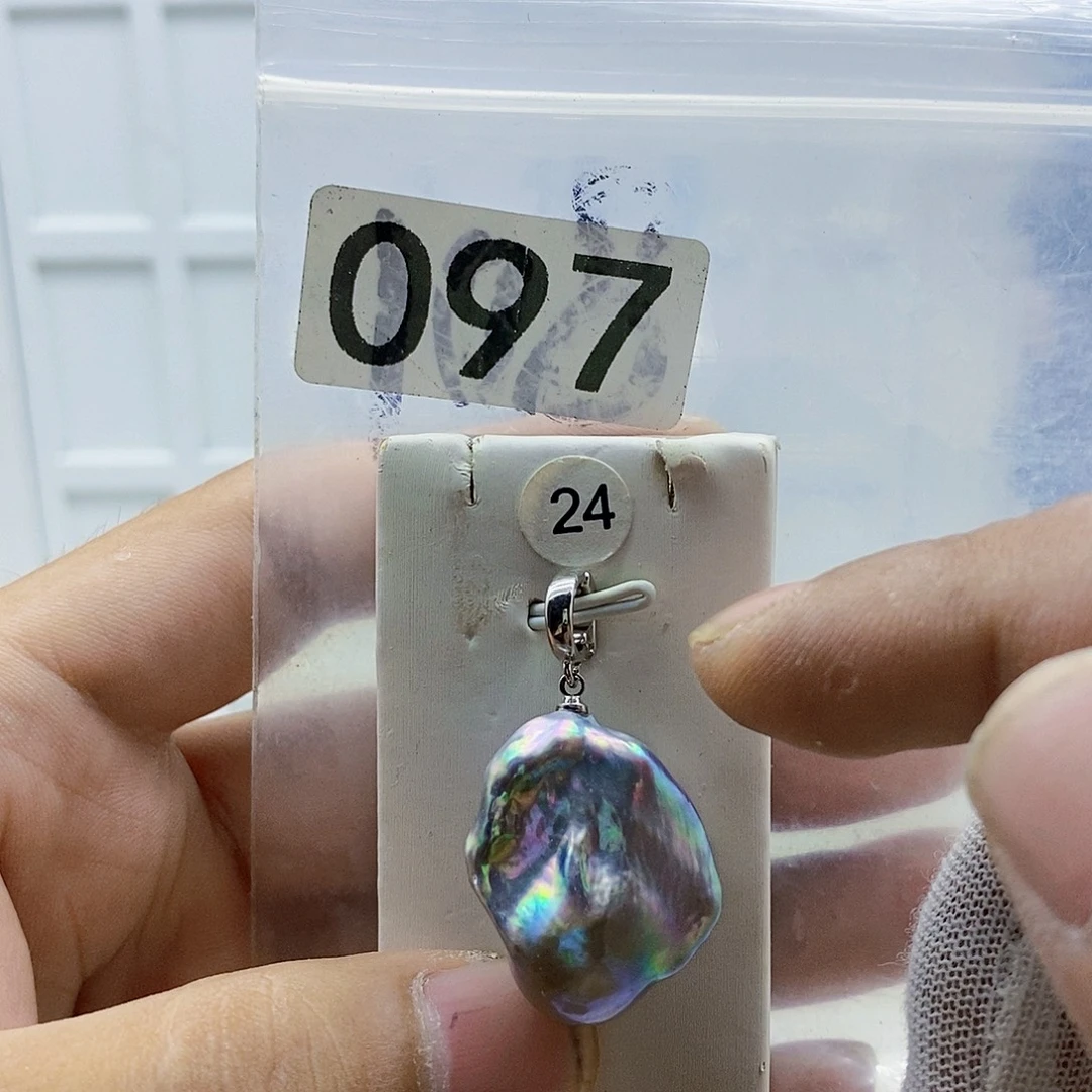 颈饰合金淡水珍珠