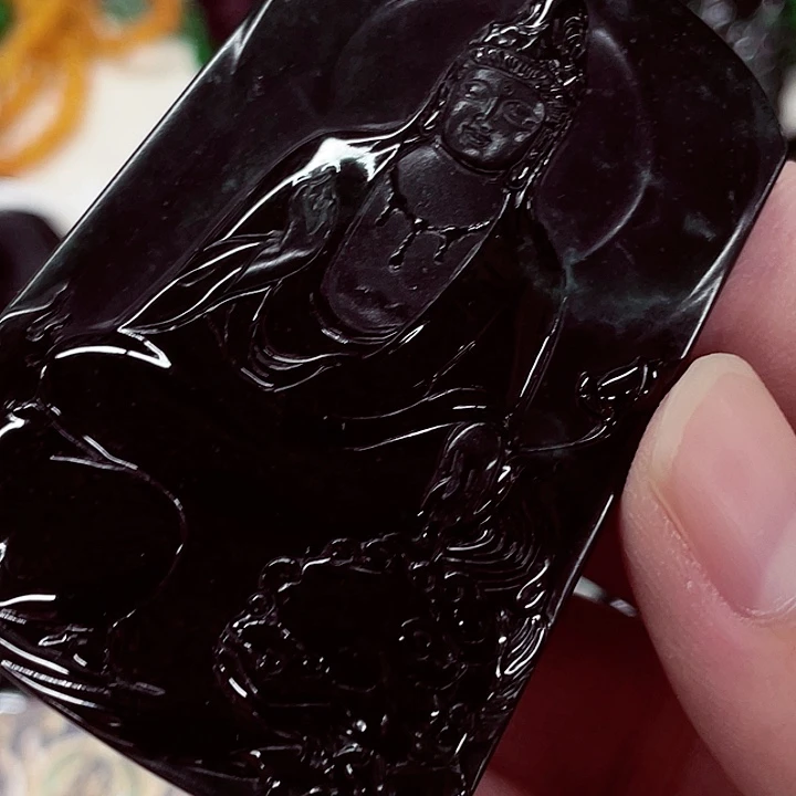 翡翠未镶嵌颈饰先鉴后发一物一证