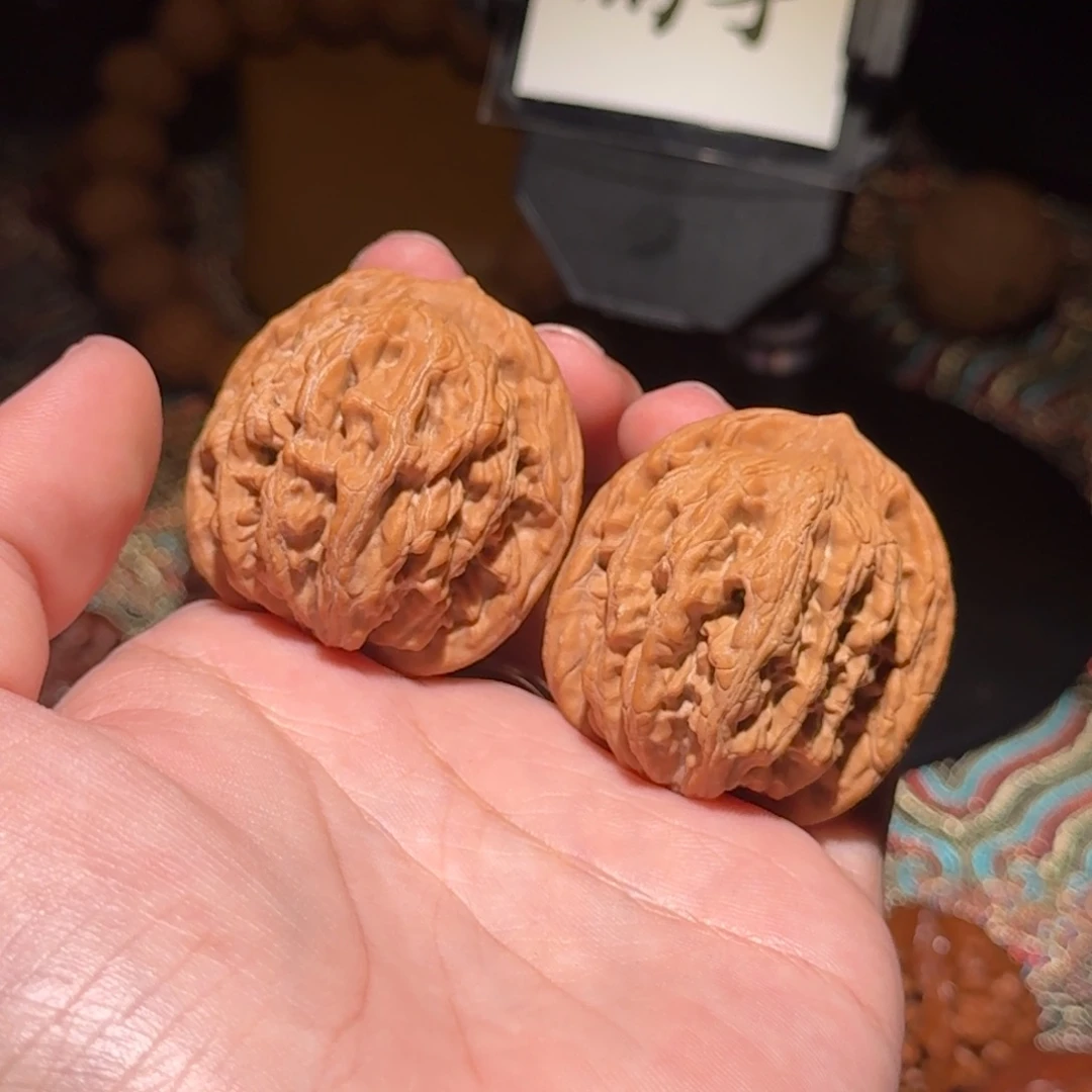 玉***痕把件核桃086号40麦穗虎头文玩核桃