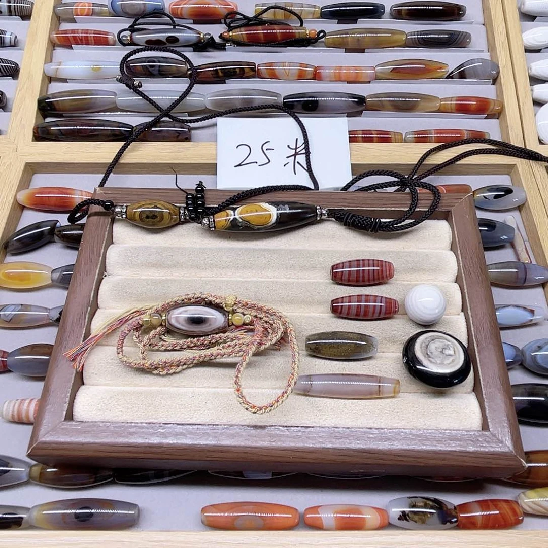 *****玛瑙/玉髓颈饰未镶嵌