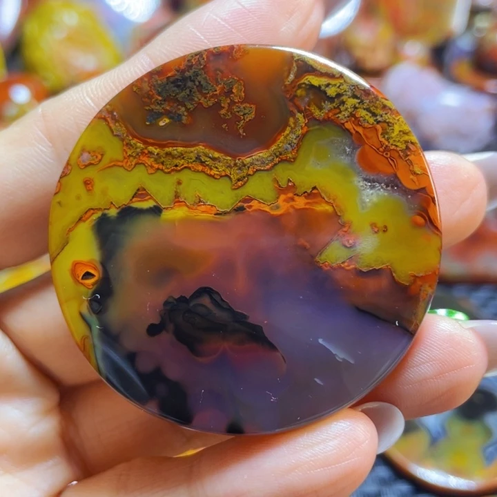 玛瑙/玉髓战国红吊坠未镶嵌