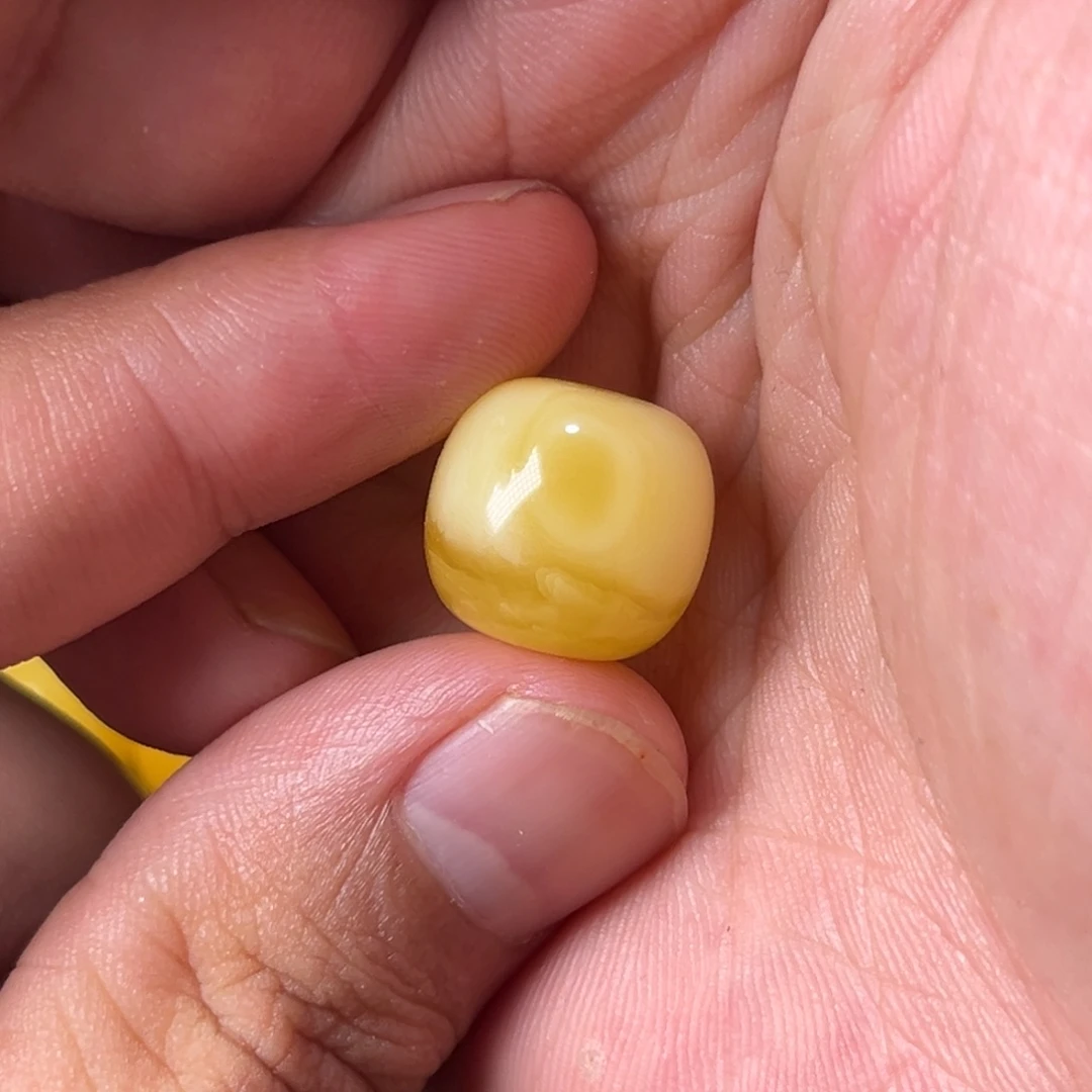 未镶嵌琥珀裸石蜜蜡鸡油黄15加老型