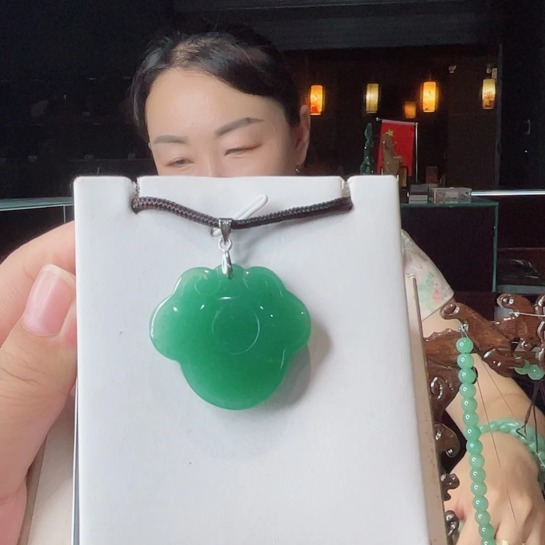 密玉（石英质玉）未镶嵌颈饰