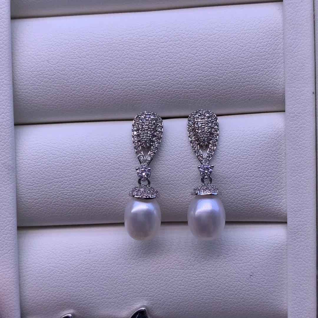 合金淡水珍珠耳饰