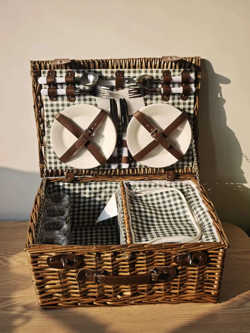 定制藤编野餐篮柳编手提户外野餐篮带餐具保温编盖野营野餐篮摆件