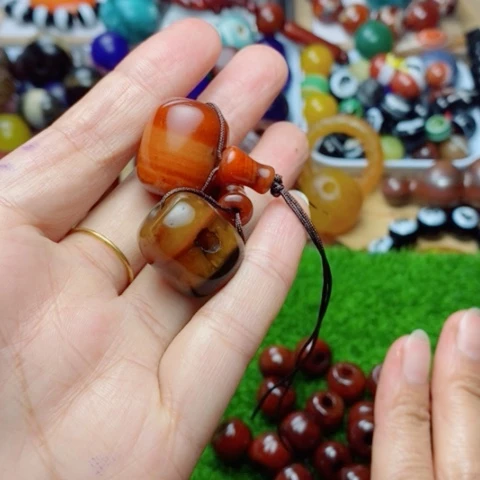 一***缘玛瑙/玉髓合金珠宝半成品