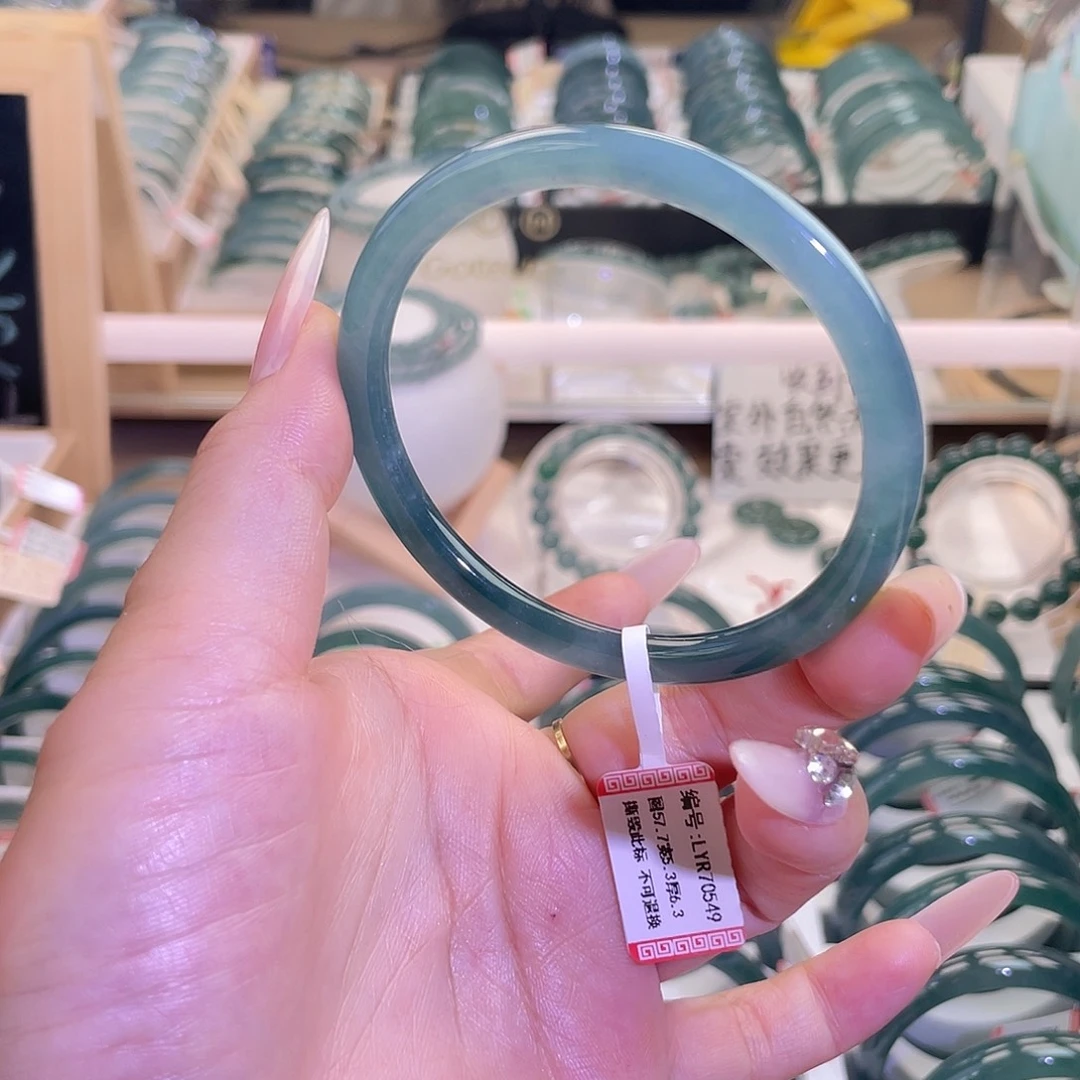 翡翠未镶嵌手镯57-58圈