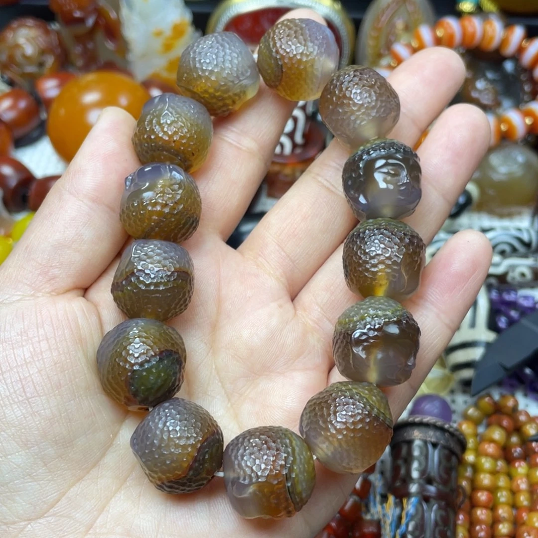 玛瑙/玉髓颈饰未镶嵌