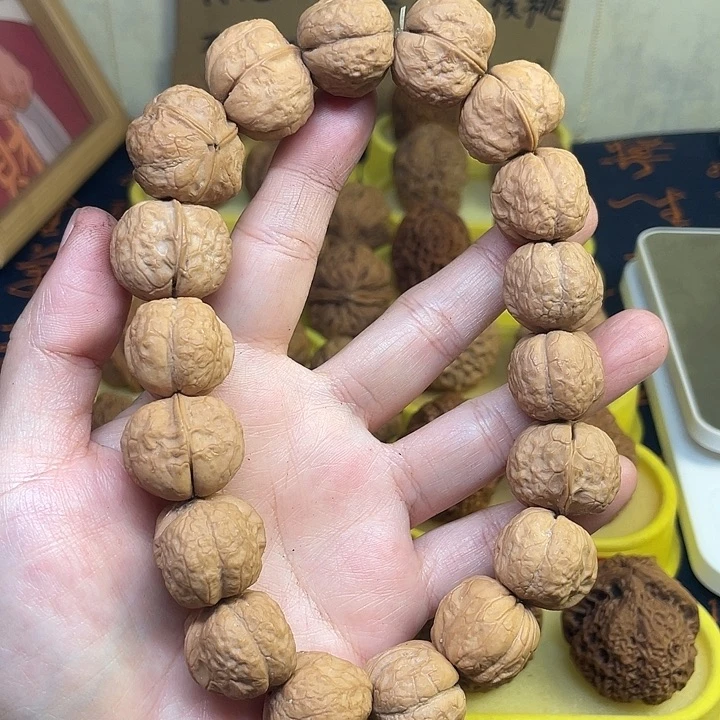 文玩核桃把件38、小龙脊22