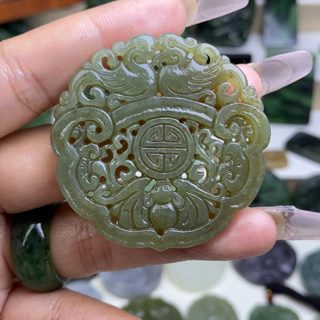 和田玉吊坠未镶嵌