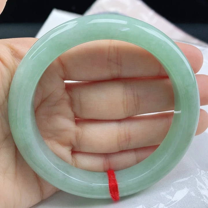 翡翠手镯未镶嵌果绿59