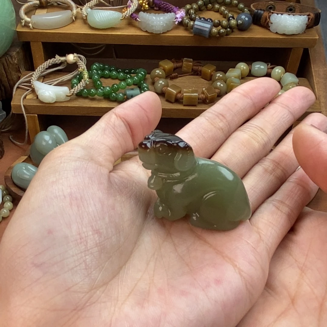 稳***福和田玉（糖玉）未镶嵌颈饰