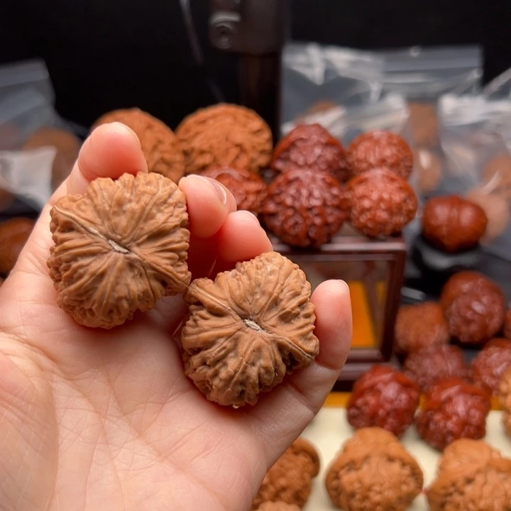 智***吊坠桃核哥哥哥哥哥哥哥