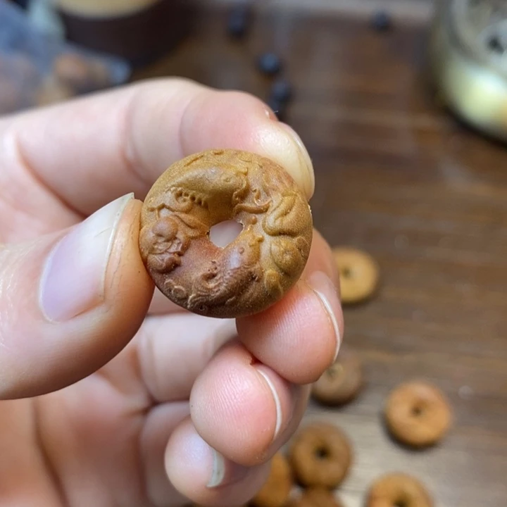 檀香木手串/手链年年有余平安扣