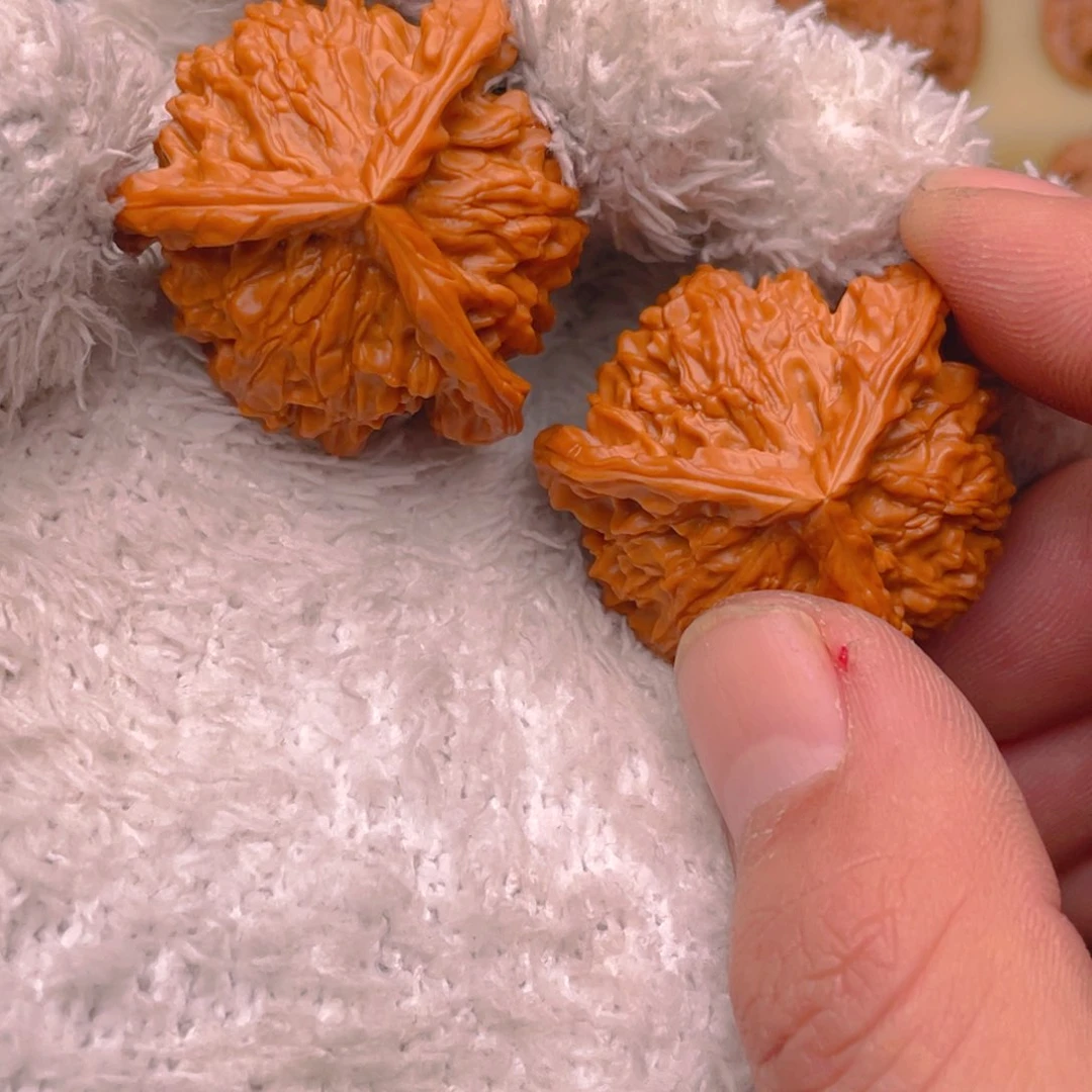 文玩核桃把件初*39左右盘山正奔三棱