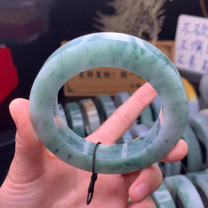 定制翡翠未镶嵌手镯定制不退不换