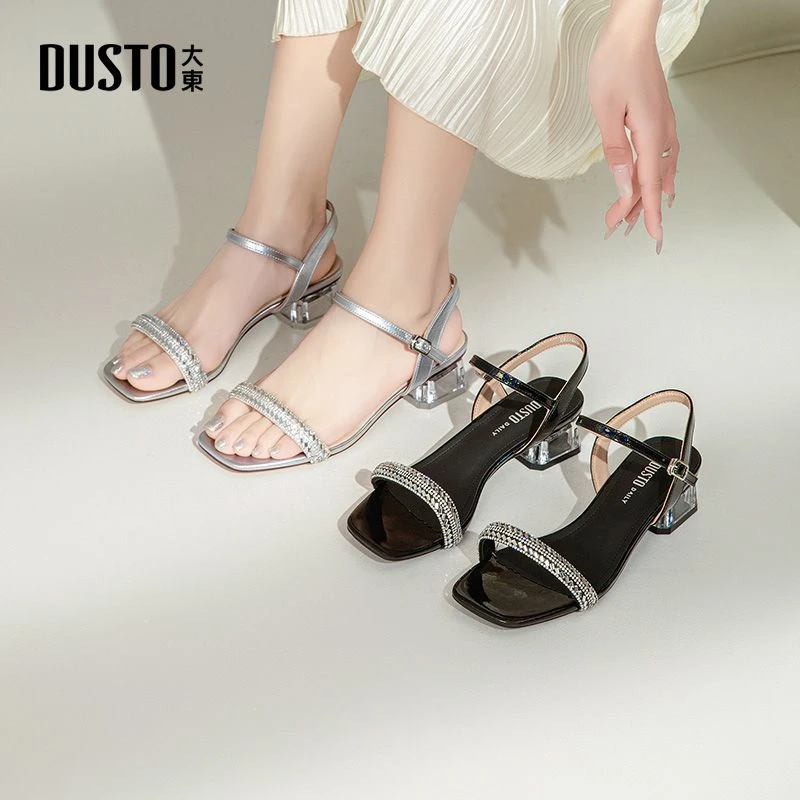 大东银色一字带2025新款气质闪钻粗跟增高透明底时装凉鞋百搭0064