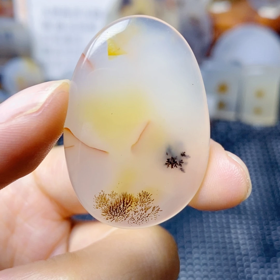 玛瑙/玉髓未镶嵌珠宝奇石