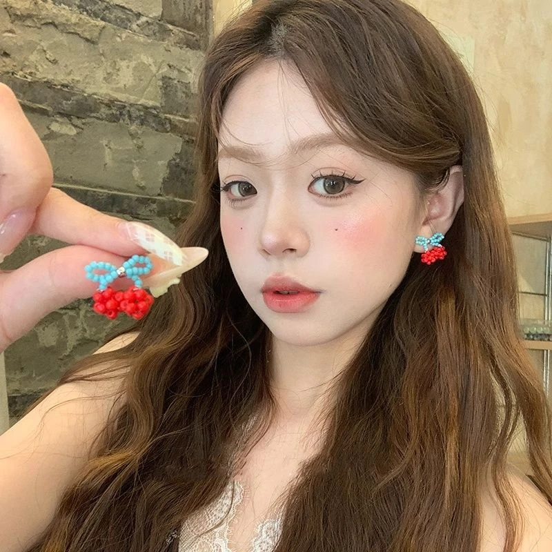 夏日乐悠悠串珠小樱桃甜美可爱温柔耳钉2025小众复古设计日系耳环