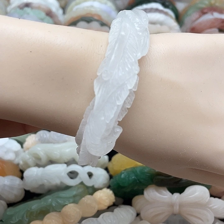 石英岩玉手镯未镶嵌