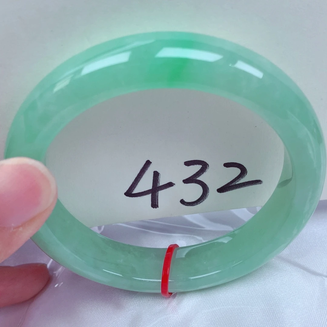 翡翠未镶嵌手镯翡翠