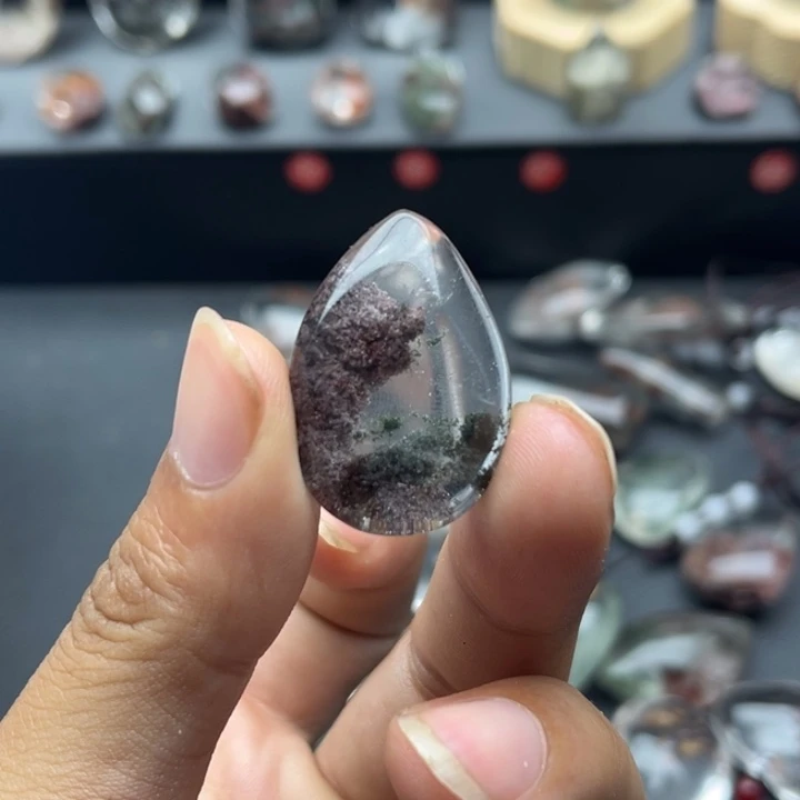 未镶嵌吊坠(赠链)水晶