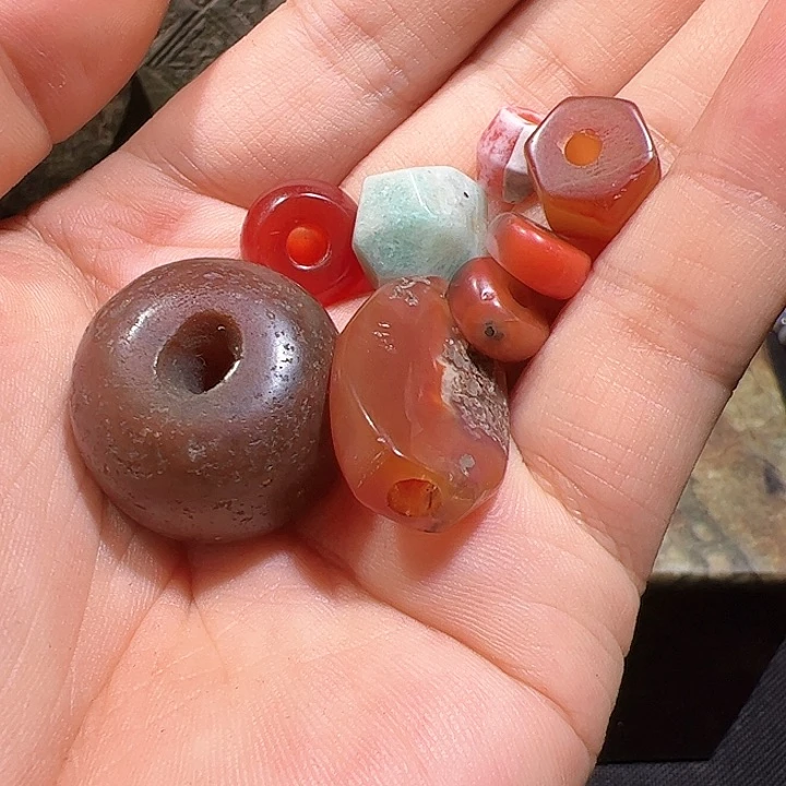 和田玉（糖玉）未镶嵌颈饰用****8