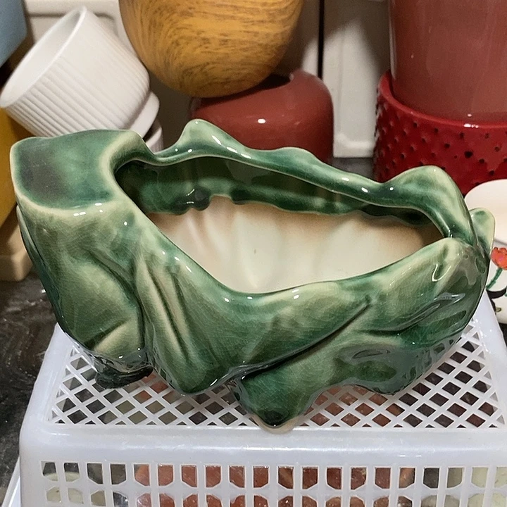摆件陶盆有孔 瑕疵介意勿拍