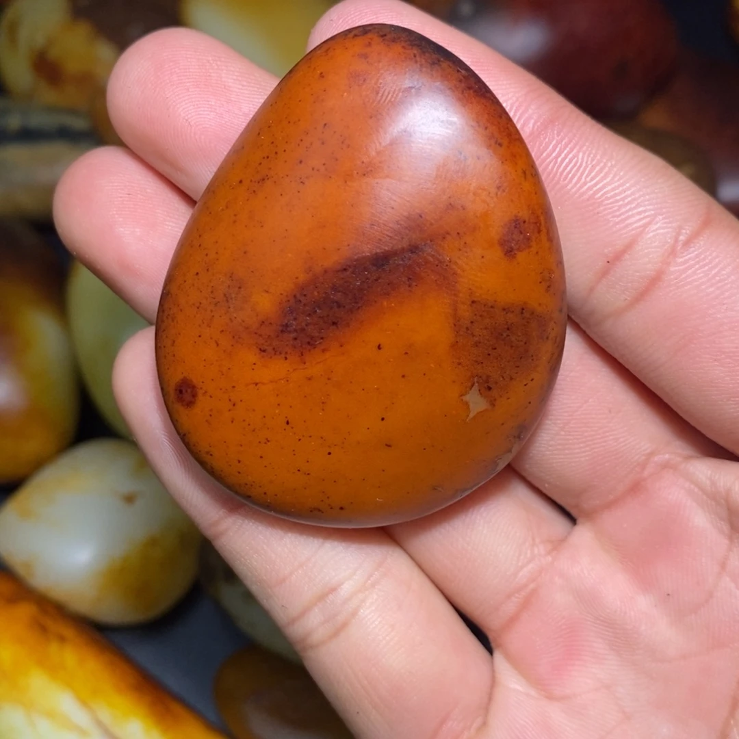 和田玉未镶嵌珠宝奇石