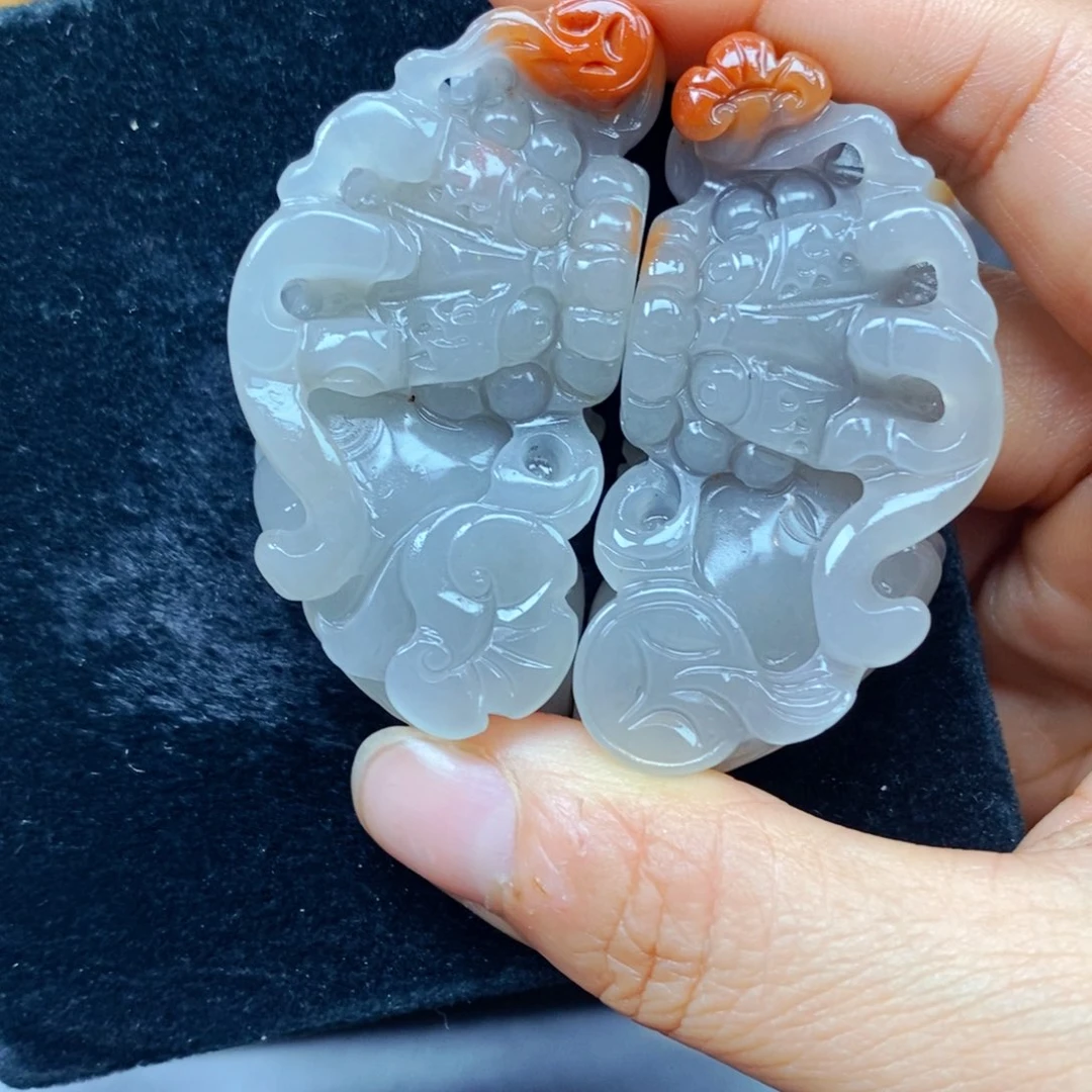石英质玉（黄龙玉）未镶嵌颈饰