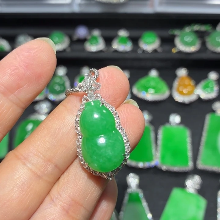 翡翠18K金镶嵌吊坠(不含链)翡翠